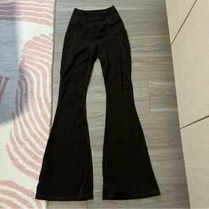 Buffbunny flare pants